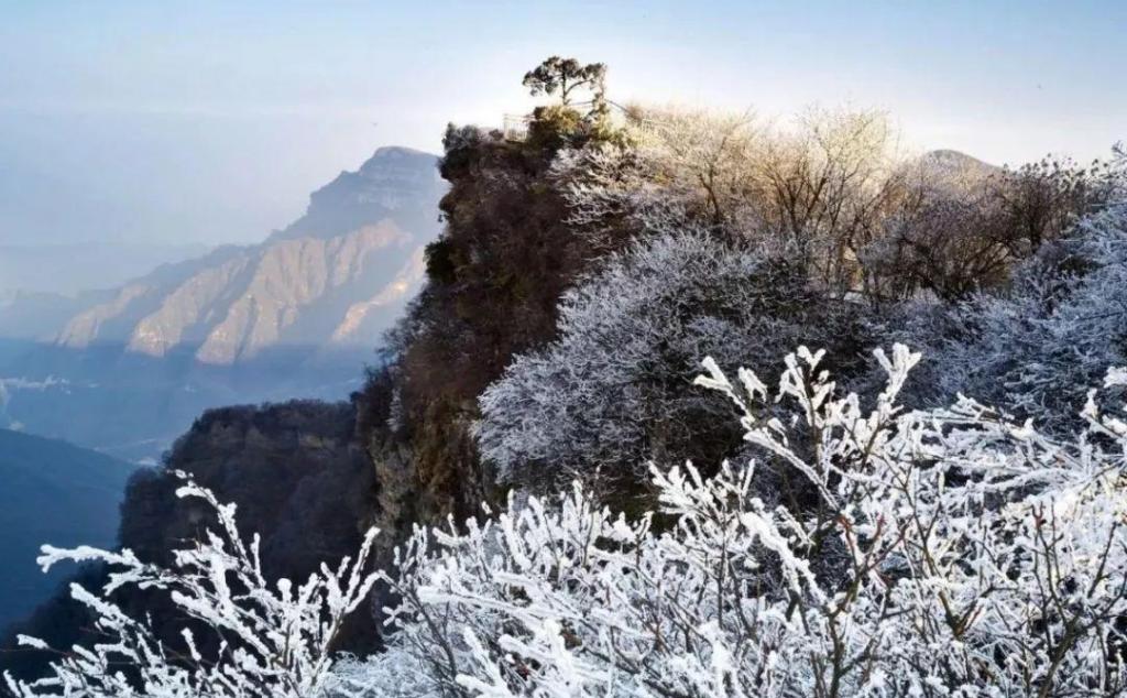 陜西出發(fā)西安2日周邊自駕游：光霧山十八月潭-米倉(cāng)山國(guó)家森林公園2日周末自駕游
