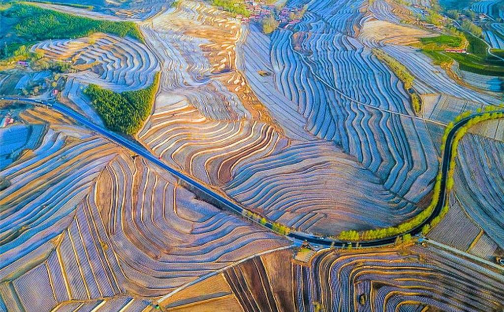 北京圍場2日自駕游：地膜梯田、梯田梨花2日圍場自駕游
