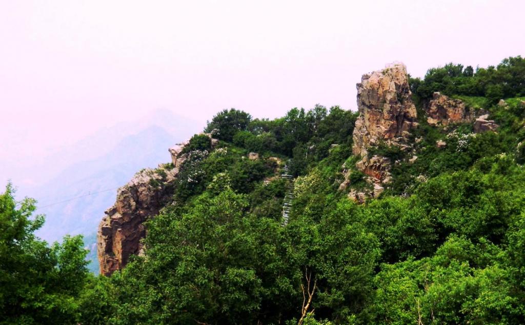 北京周邊2日自駕游：銀狐洞、百花山主峰、七彩小鎮(zhèn)河北2日自駕