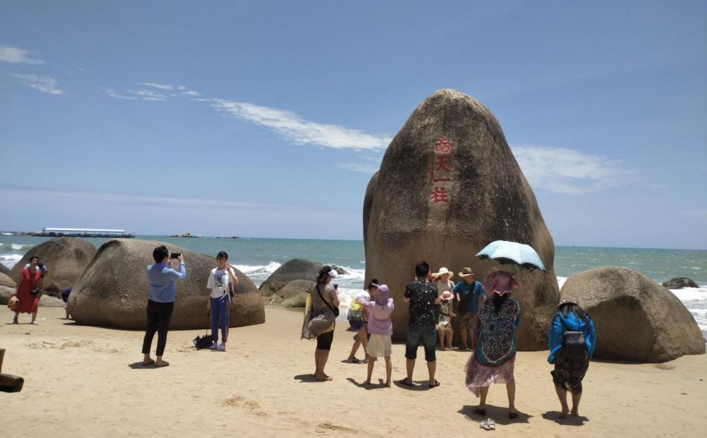 廣州出發(fā)海南環(huán)島5日自駕游：海口-三亞-海濱旅游公路-摘椰子5日跟隊海南自駕游