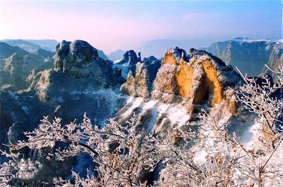 【春節(jié)·印象南太行】霧凇冰掛篇：穿越掛壁公路，走進(jìn)冰雪奇緣，看世界最大的冰雪圣誕樹！