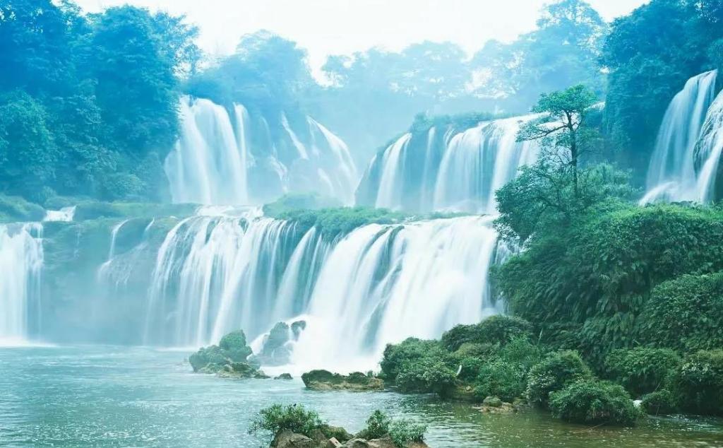 廣東出發(fā)廣西5日自駕游：靖西鵝泉+德天跨國瀑布+通靈大峽谷+明仕田園廣西周邊5天自駕游