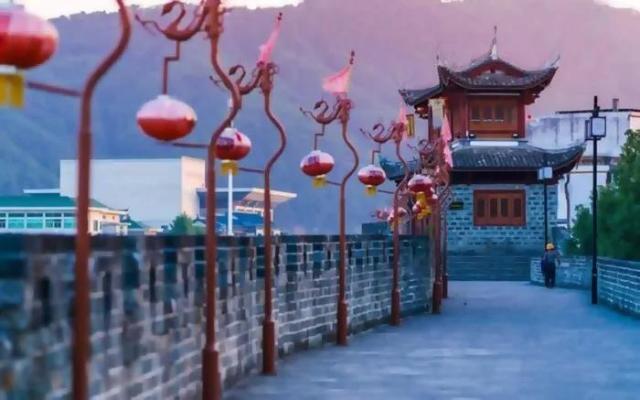 廈門出發(fā)福建醉美汀州2日自駕游：夜遇店頭街，見證世外桃源丁屋嶺