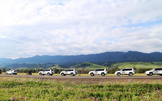 烏魯木齊集合新疆11日落地自駕：獨(dú)庫(kù)公路-那拉提-賽里木湖-喀納斯11日北疆穿越自駕游