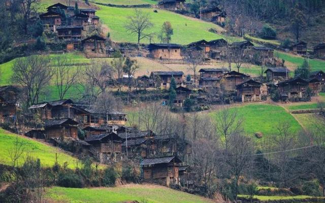 全國(guó)出發(fā)秘境滇西8天落地自駕：無(wú)量山櫻花谷-騰沖銀杏村-和順古鎮(zhèn)-彝人古鎮(zhèn)-騰沖熱海-諾鄧古村8日落