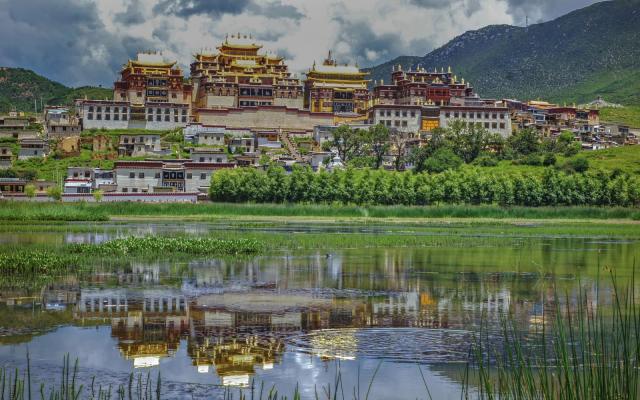 全國出發(fā)云南香格里拉10日自駕：麗江-香格里拉-飛來寺-丙中洛-獨龍江10日落地租車自駕