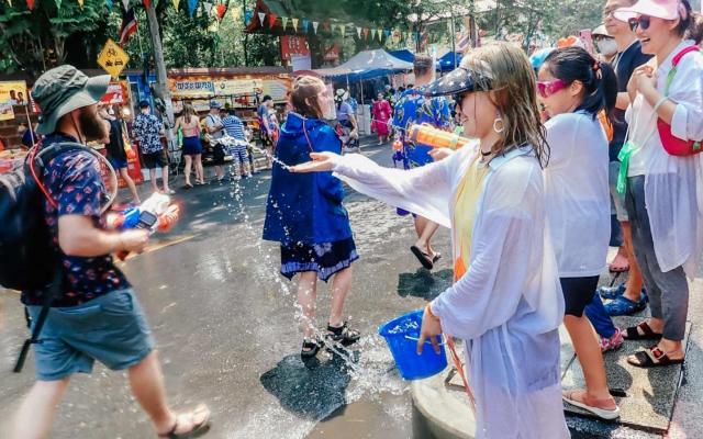 潑水節(jié)老撾泰國(guó)19日自駕游：老撾瑯勃拉邦-萬(wàn)榮萬(wàn)象-泰國(guó)芭提雅-曼谷-清邁清萊19日游